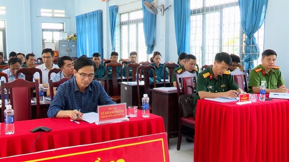 Quảng Tân tổ chức Hội nghị tổng kết thực hiện Luật Quốc phòng, Luật Dân quân tự vệ và Luật Giáo dục quốc phòng và an ninh